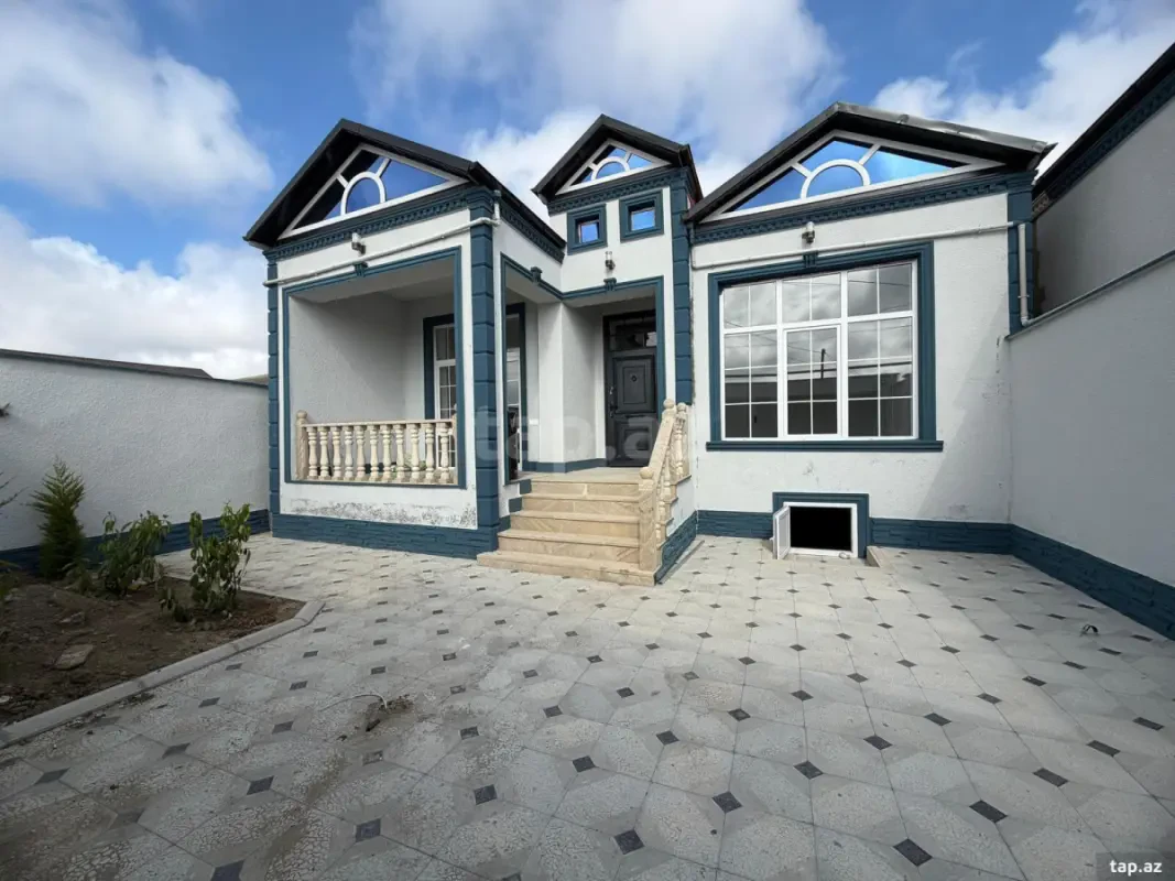 Satılır 3 otaqlı həyət evi 100 m²
