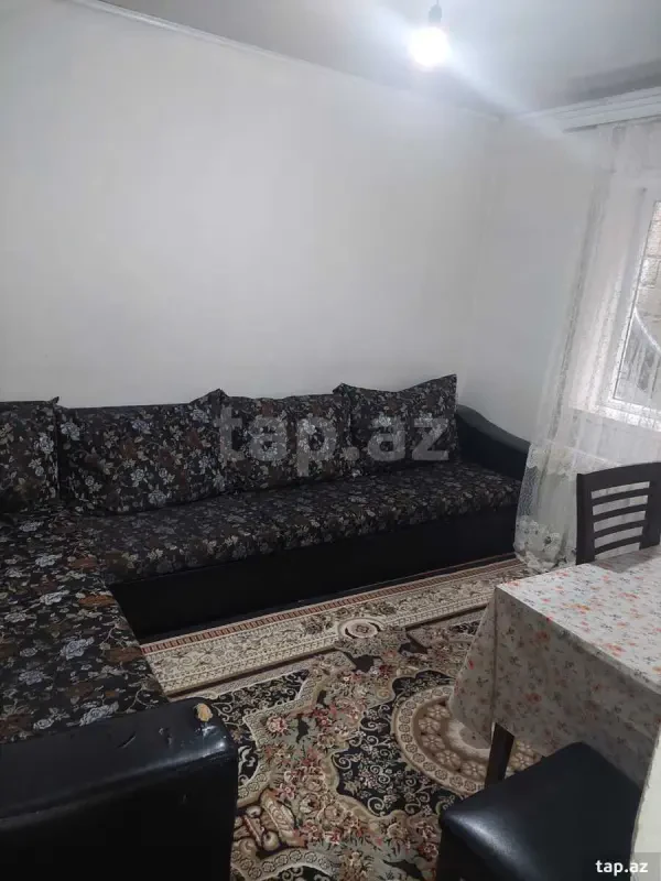 Kirayə verilir 2 otaqlı həyət evi 60 m²