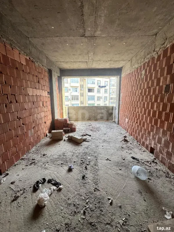 Satılır 2 otaqlı yeni tikili 82 m²