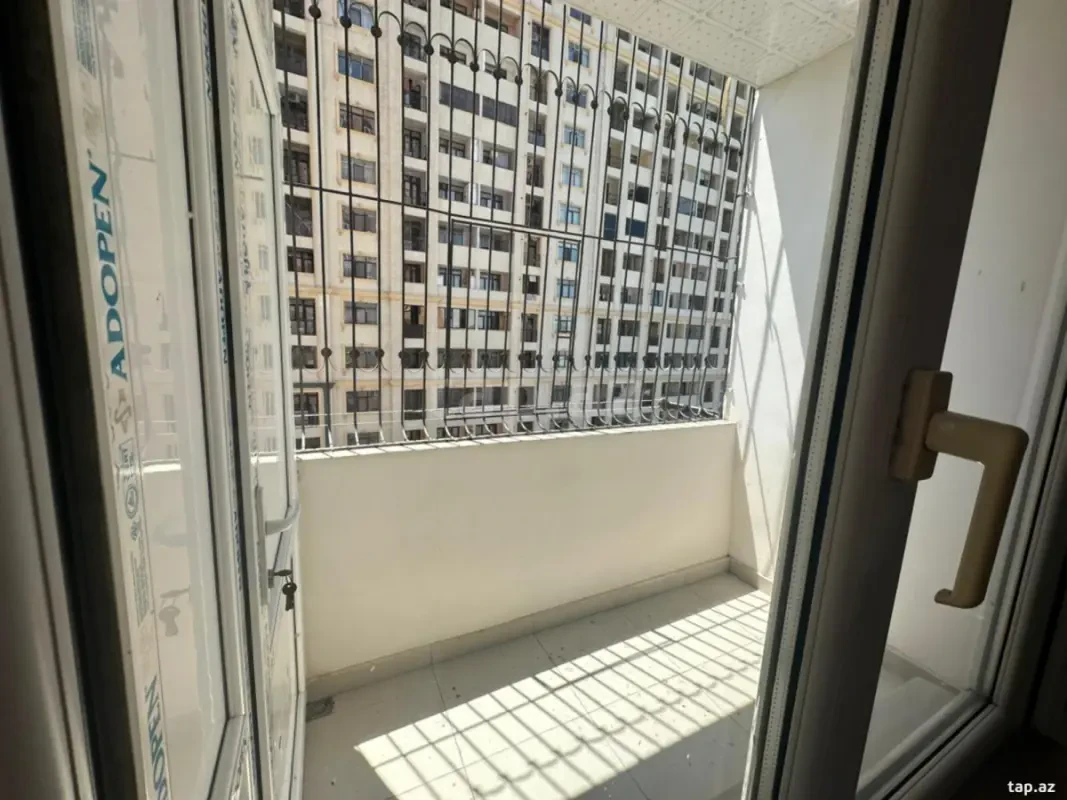 Kirayə verilir 3 otaqlı yeni tikili 100 m²