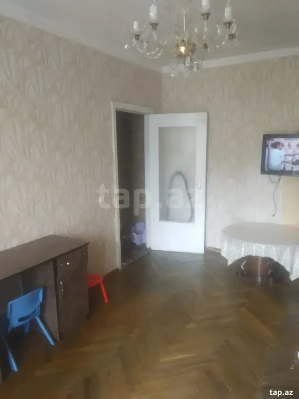 Kirayə verilir 2 otaqlı mənzil 45 m²