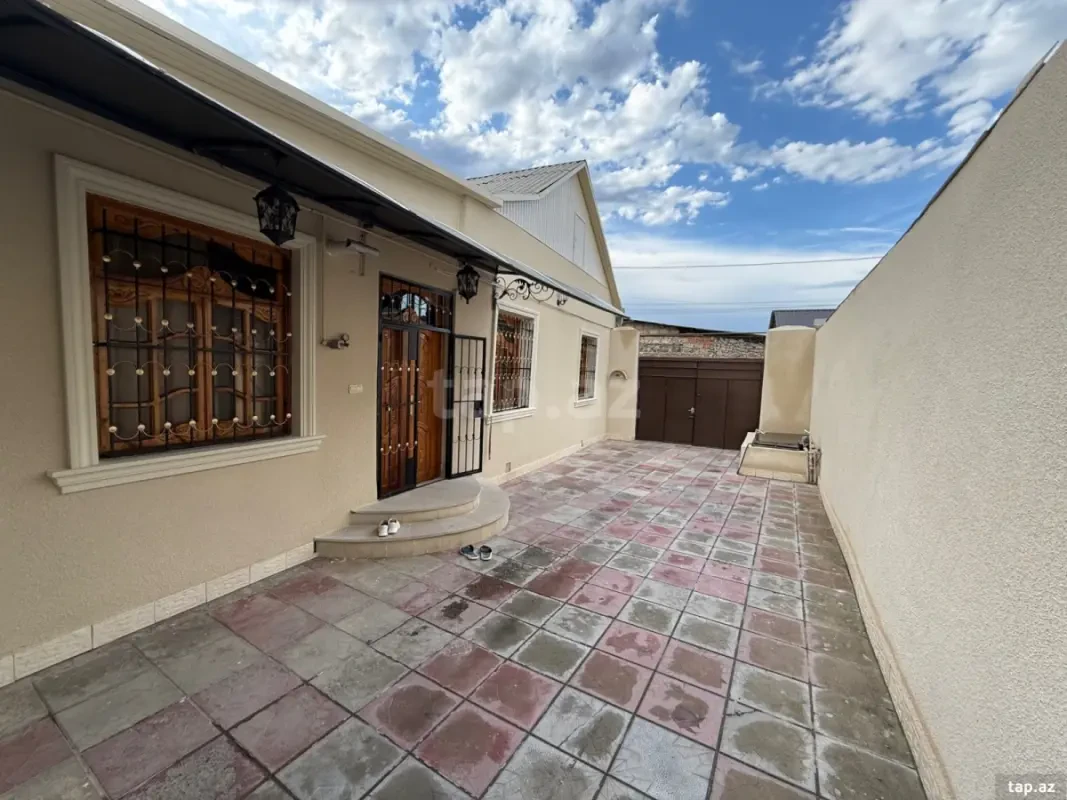 Satılır 3 otaqlı həyət evi 70 m²