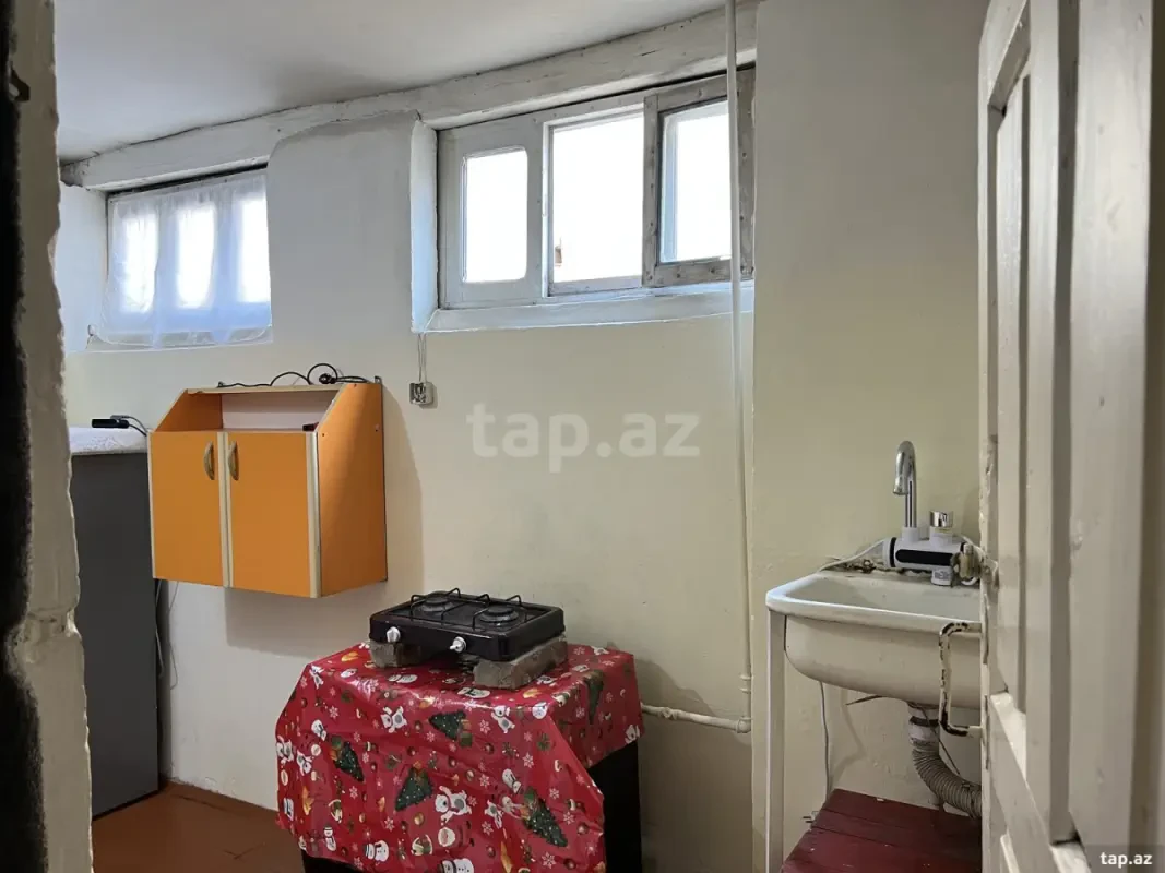 Kirayə verilir 2 otaqlı mənzil 40 m²