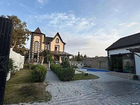 Kirayə verilir 5 otaqlı həyət evi 300 m² — Bakı, Şüvəlan 5 otaq 300.00 m²