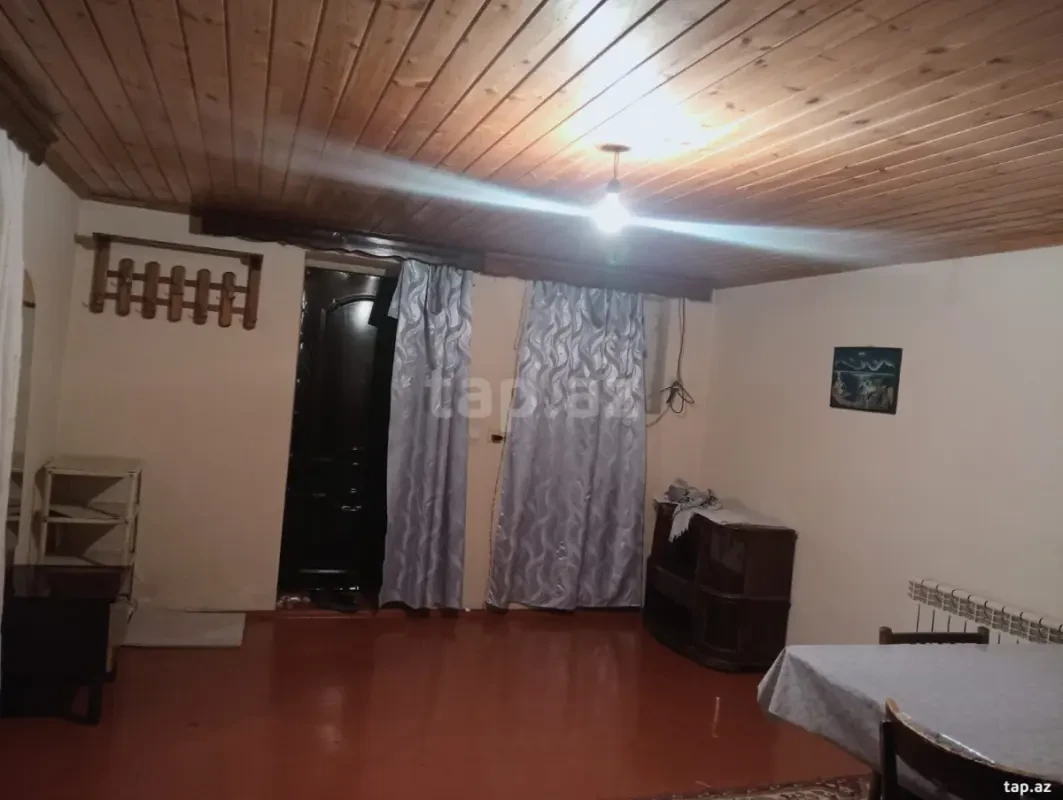Kirayə verilir 2 otaqlı həyət evi 100 m²