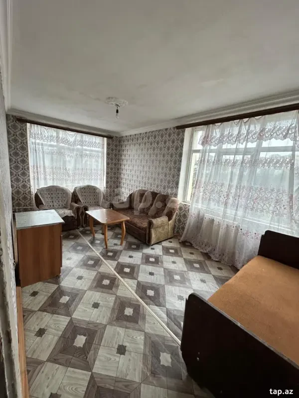 Kirayə verilir 2 otaqlı mənzil 57 m²