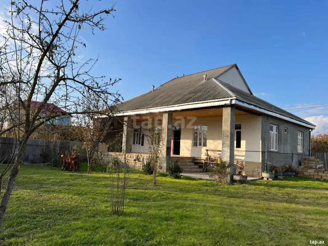 Kirayə verilir 2 otaqlı həyət evi 190 m²
