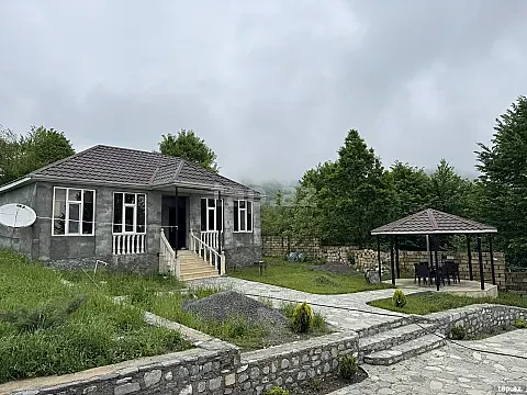 Kirayə verilir 3 otaqlı həyət evi 60 m² — Bakı 3 otaq 60.00 m²