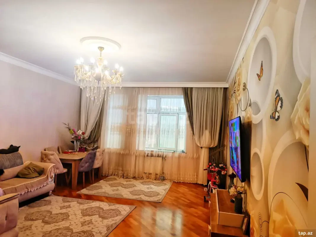 Satılır 3 otaqlı yeni tikili 100 m²