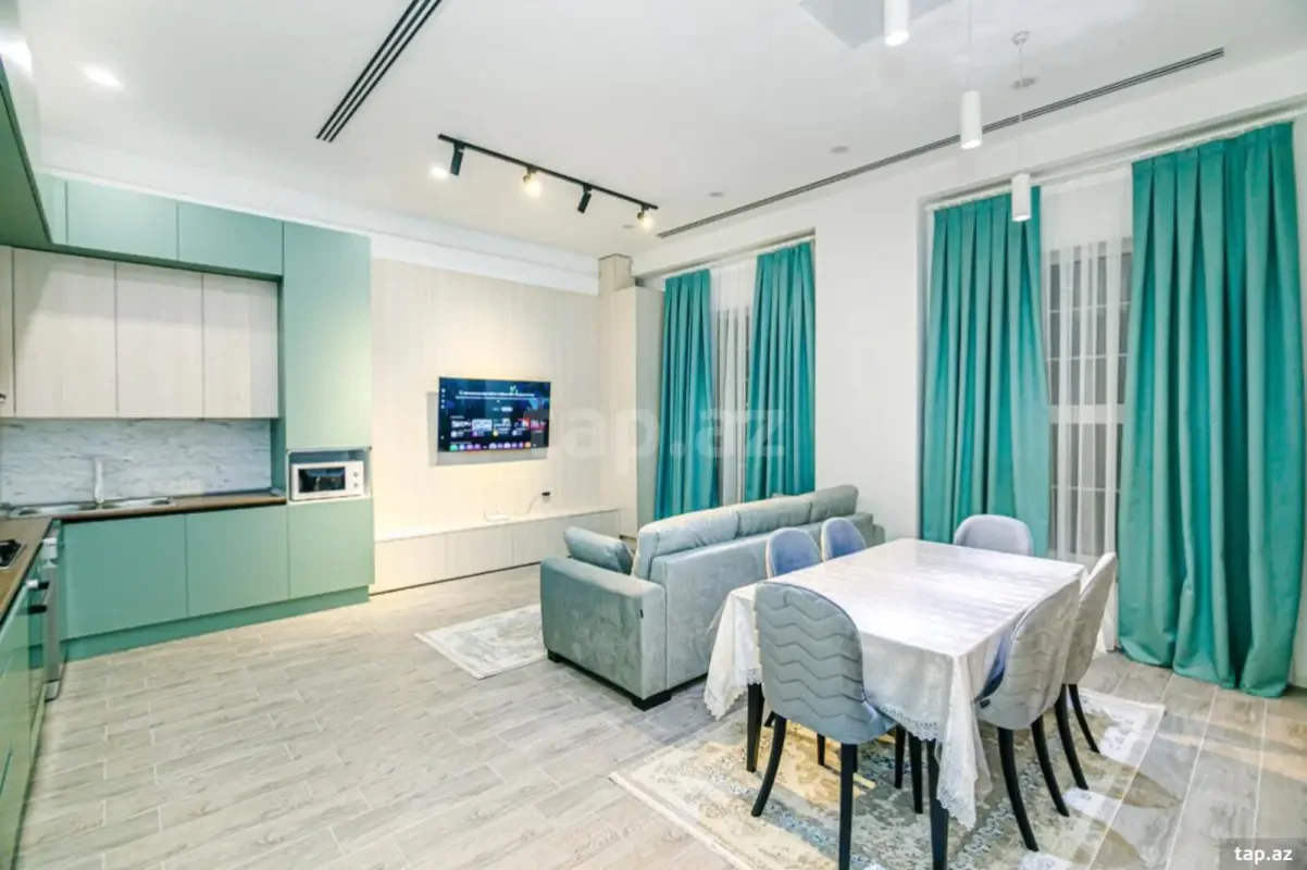 Kirayə verilir 3 otaqlı yeni tikili 120 m²