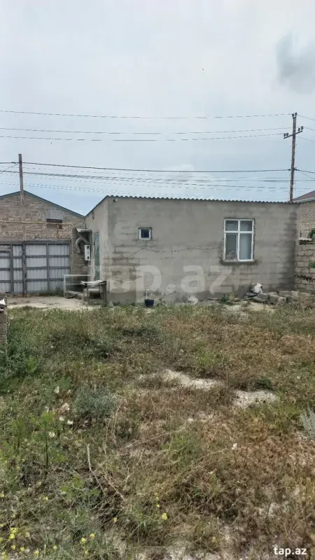 Satılır 1 otaqlı həyət evi 30 m²