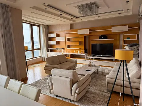 Kirayə verilir 4 otaqlı yeni tikili 180 m² — Bakı, İçərişəhər 4 otaq 180.00 m²