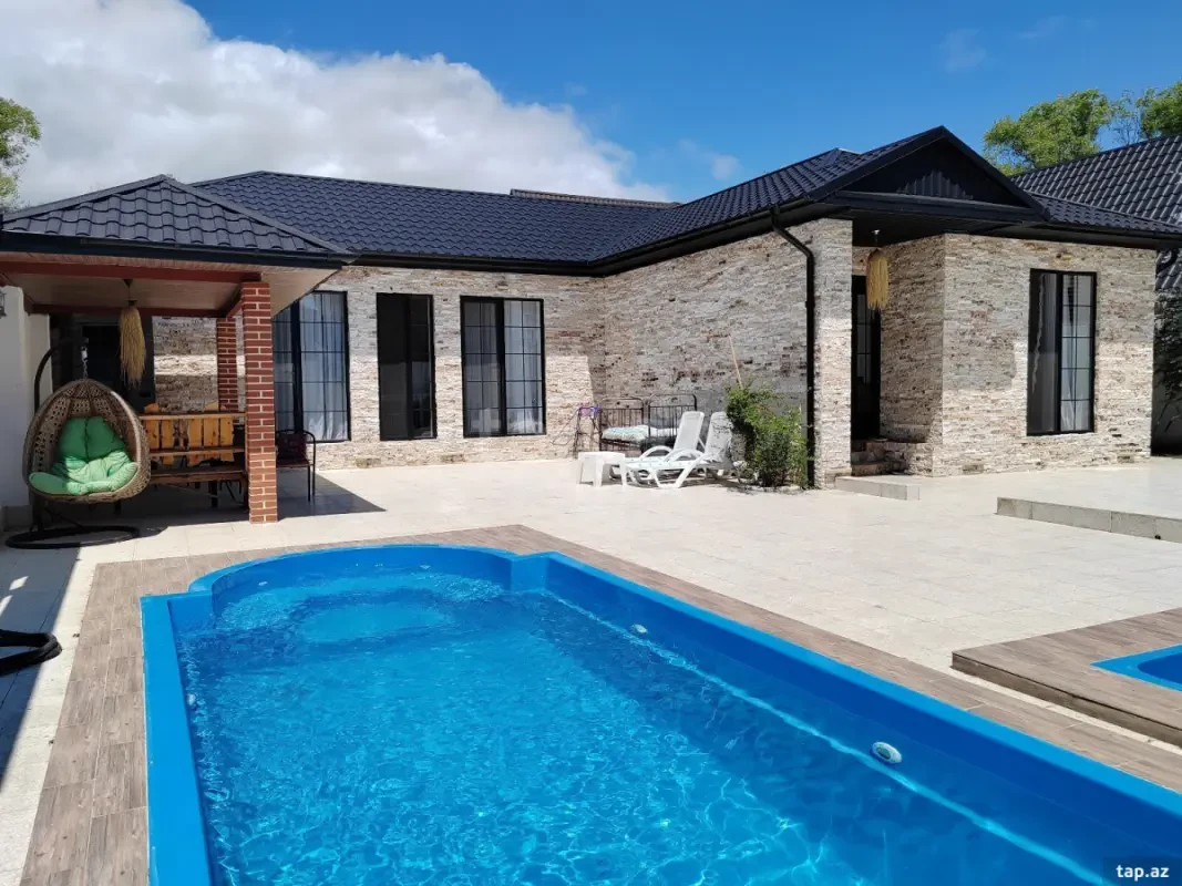 Kirayə verilir 3 otaqlı həyət evi 150 m²