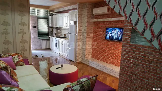 Kirayə verilir 3 otaqlı həyət evi 70 m² — Bakı, Sahil qəs. 3 otaq 70.00 m²