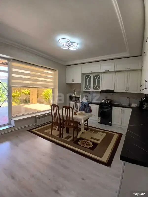Satılır 4 otaqlı həyət evi 130 m²