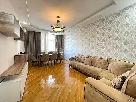 Kirayə verilir 3 otaqlı yeni tikili 800 m² — Bakı 3 otaq 800.00 m²
