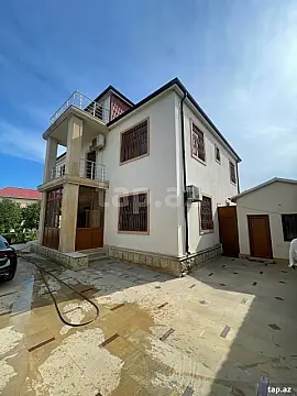 Satılır 7 otaqlı həyət evi 300 m² — Bakı 7 otaq 300.00 m²