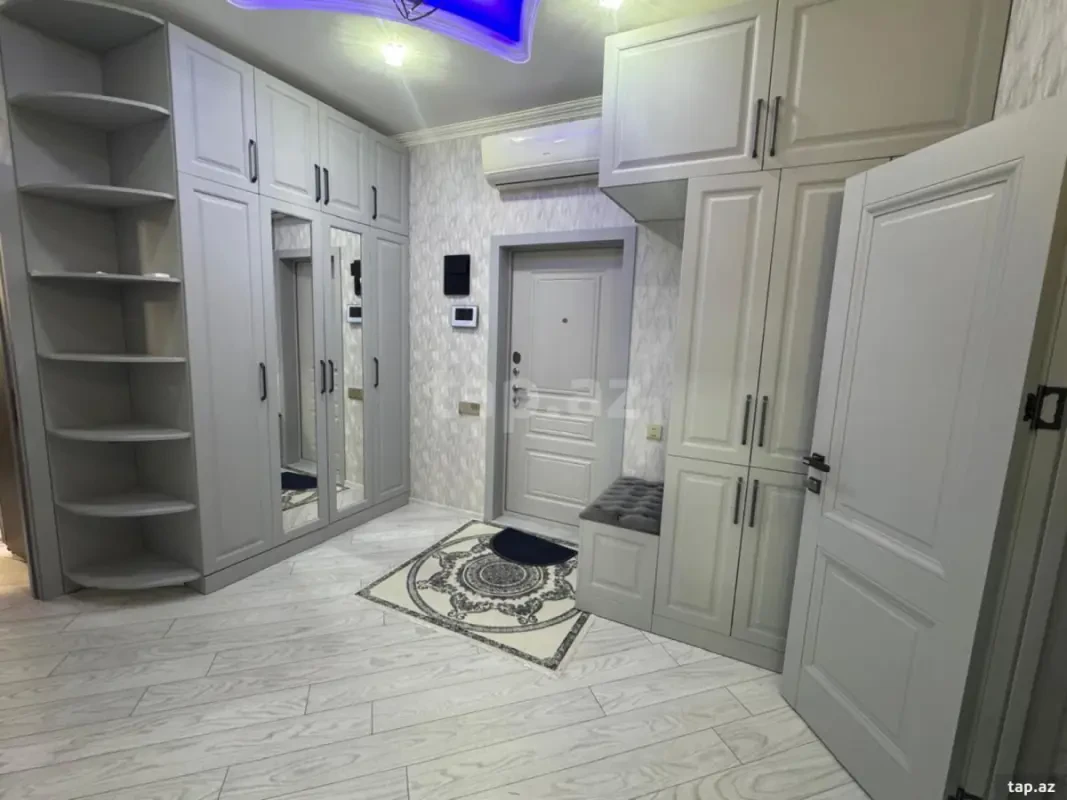 Kirayə verilir 3 otaqlı yeni tikili 96 m²