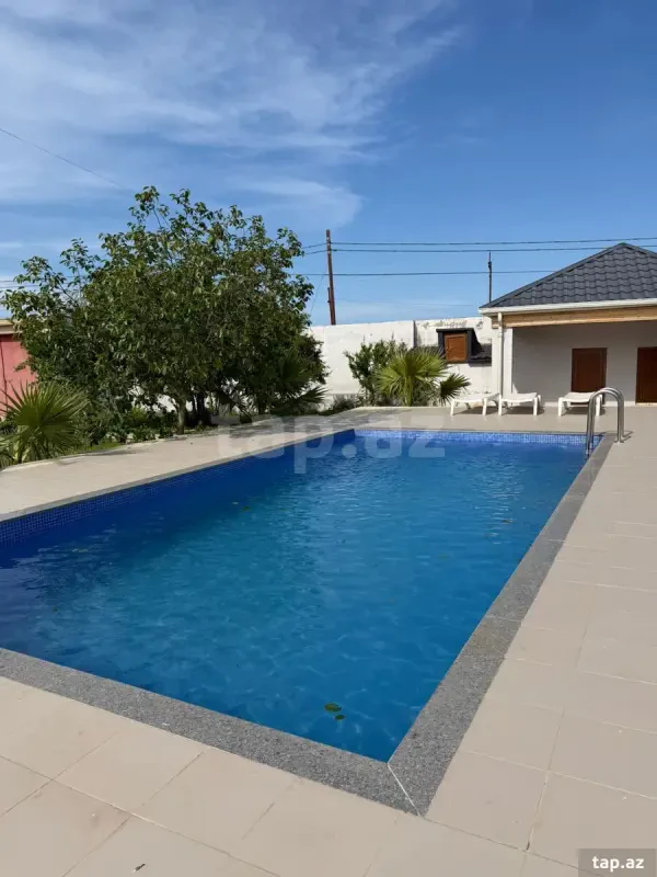 Kirayə verilir 3 otaqlı həyət evi 135 m²
