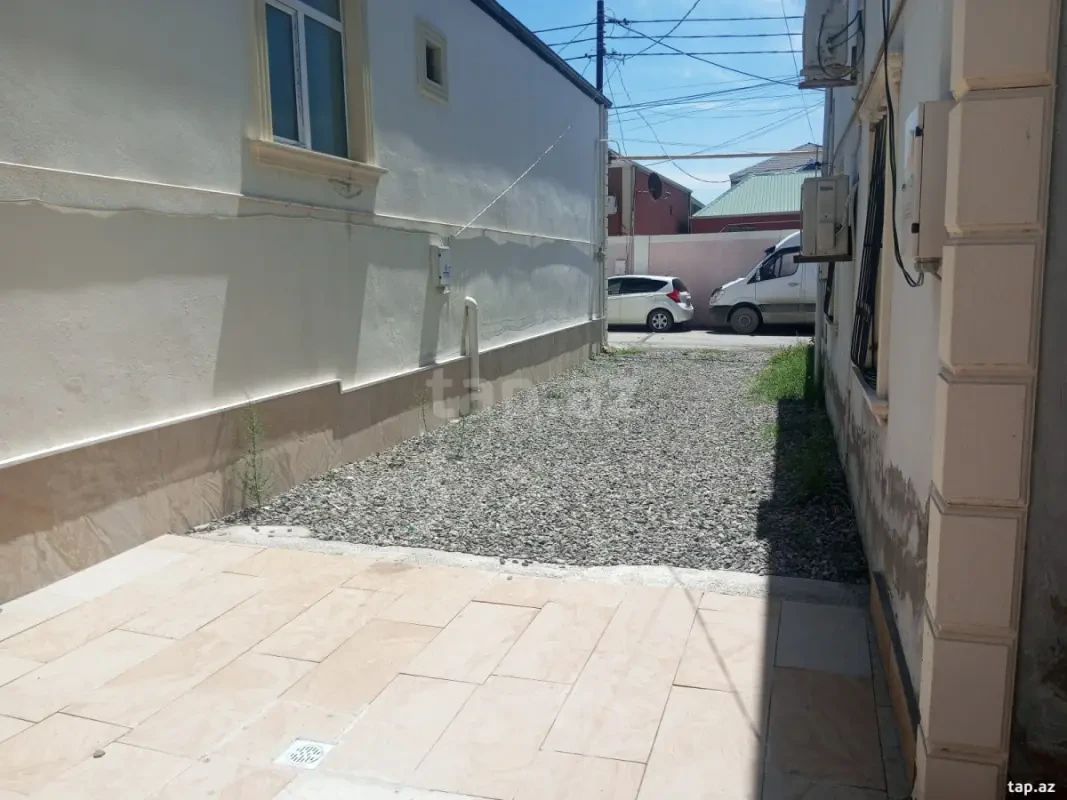 Satılır 4 otaqlı həyət evi 100 m²