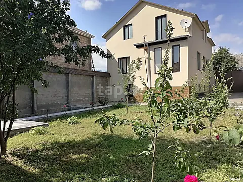 Kirayə verilir 2 otaqlı həyət evi 140 m² — Qəbələ 2 otaq 140.00 m²