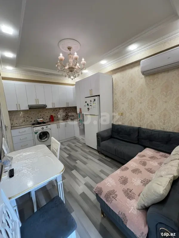 Kirayə verilir 3 otaqlı yeni tikili 45 m²