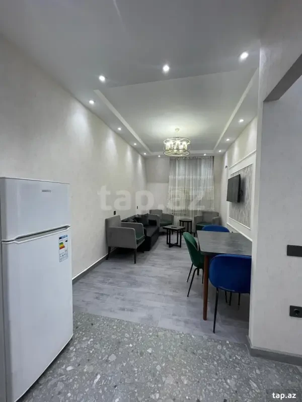 Kirayə verilir 2 otaqlı yeni tikili 60 m²