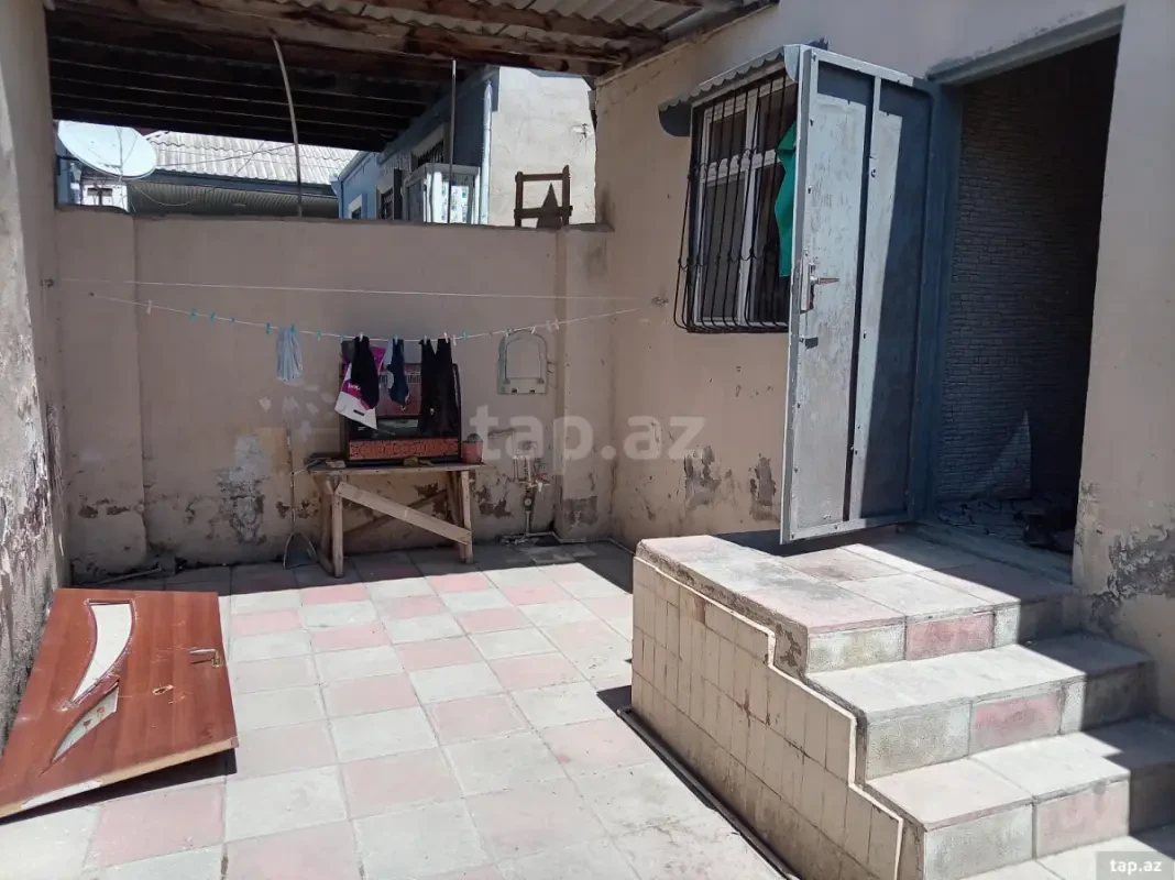Satılır 2 otaqlı həyət evi 40 m²
