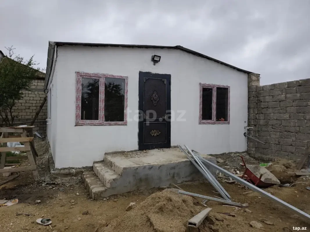 Satılır 3 otaqlı həyət evi 70 m²