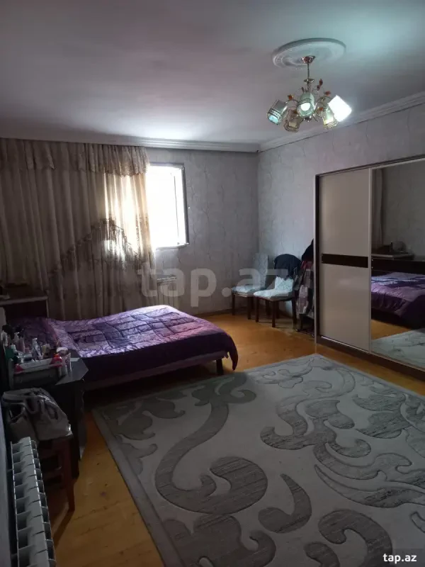 Satılır 5 otaqlı həyət evi 145 m²