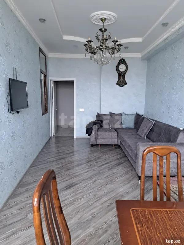 Kirayə verilir 2 otaqlı yeni tikili 60 m²