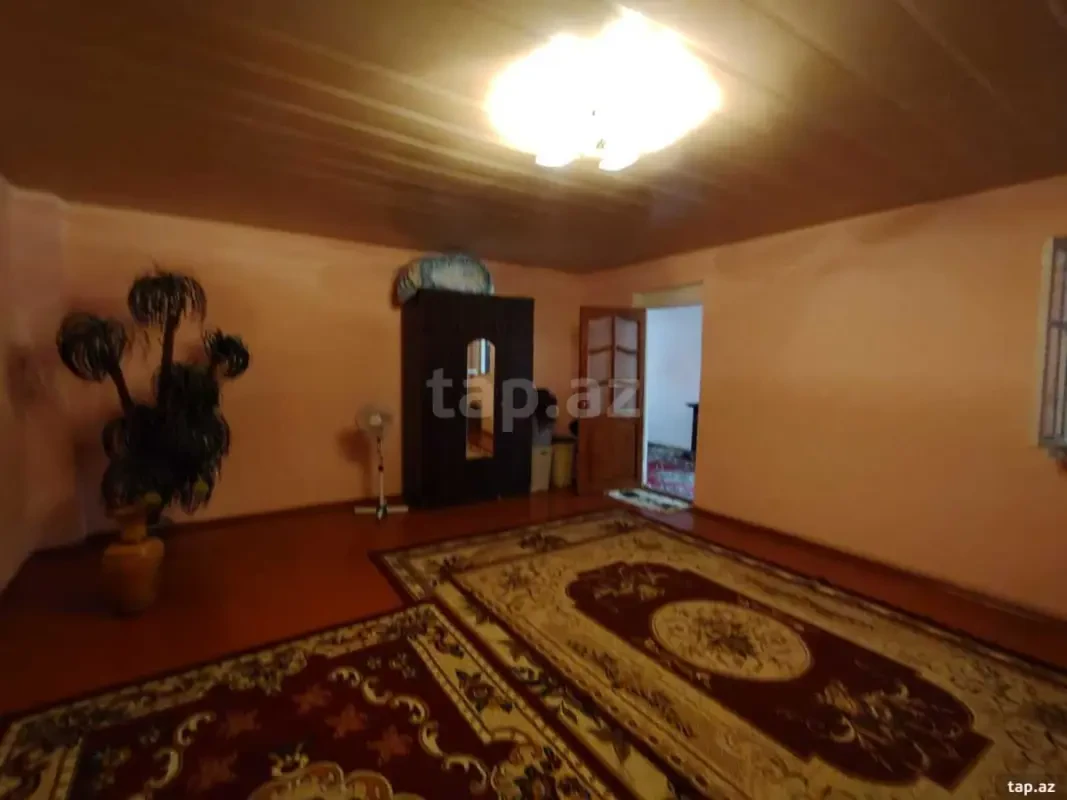 Satılır 4 otaqlı həyət evi 120 m²