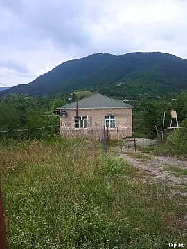 Kirayə verilir 2 otaqlı həyət evi 100 m² — Şamaxı 2 otaq 100.00 m²
