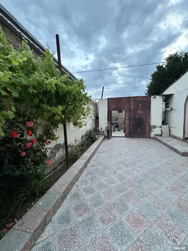 Satılır 3 otaqlı həyət evi 110 m²