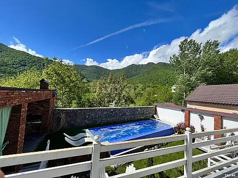 Kirayə verilir 4 otaqlı həyət evi 211 m² — Qəbələ 4 otaq 211.00 m²