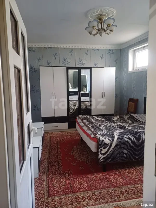 Kirayə verilir 4 otaqlı həyət evi 90 m²