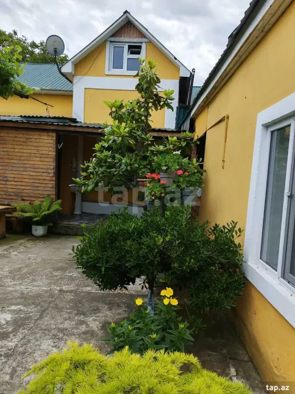 Kirayə verilir 3 otaqlı həyət evi 250 m²