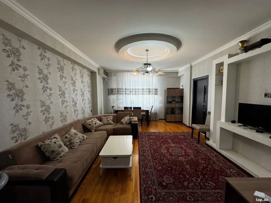 Satılır 3 otaqlı yeni tikili 80 m²