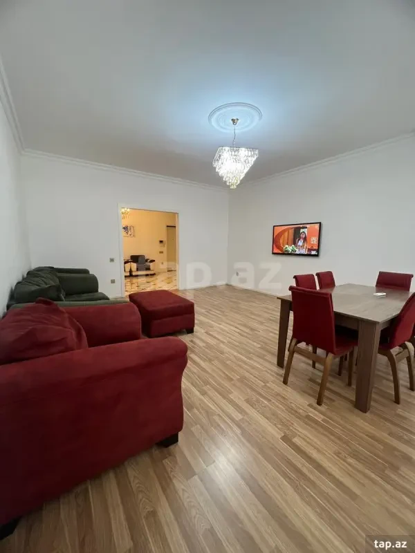 Kirayə verilir 3 otaqlı yeni tikili 140 m²