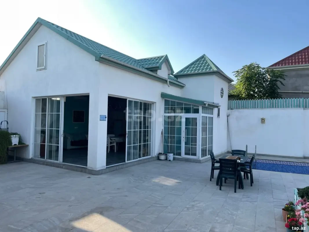 Kirayə verilir 1 otaqlı həyət evi 70 m²