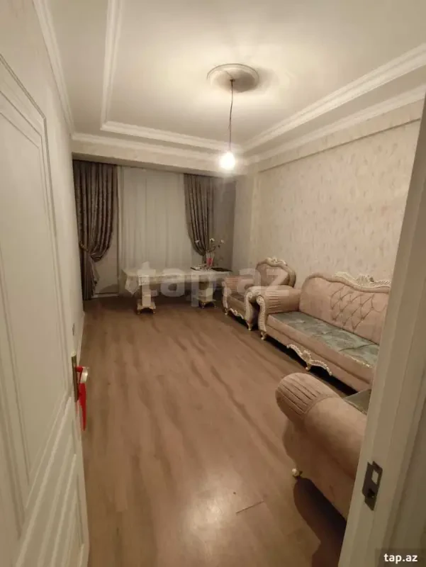 Kirayə verilir 2 otaqlı yeni tikili 60 m²