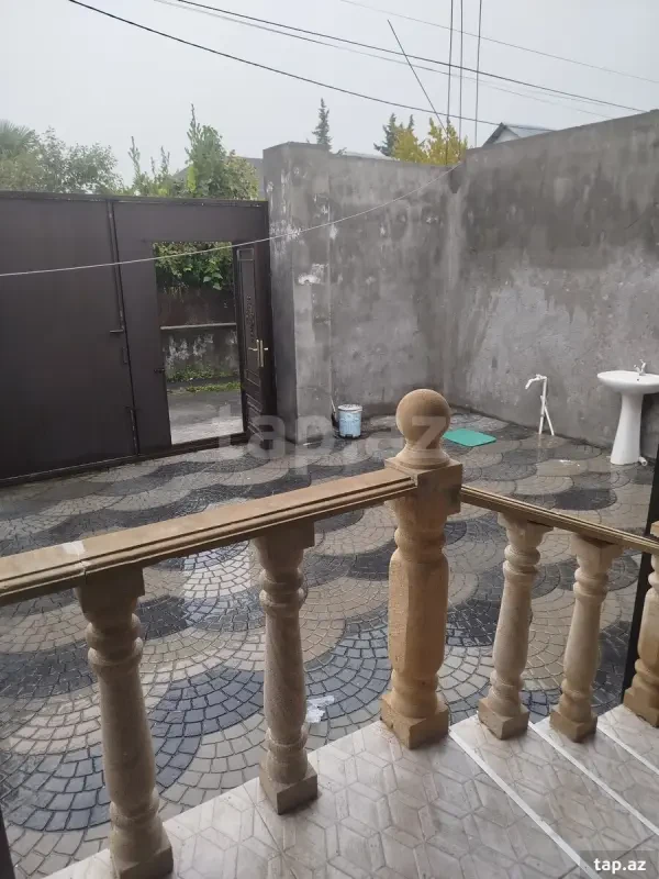 Kirayə verilir 3 otaqlı həyət evi 90 m²