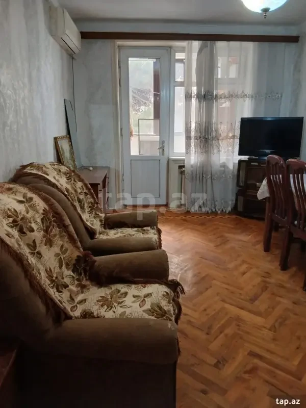 Kirayə verilir 2 otaqlı mənzil 55 m²