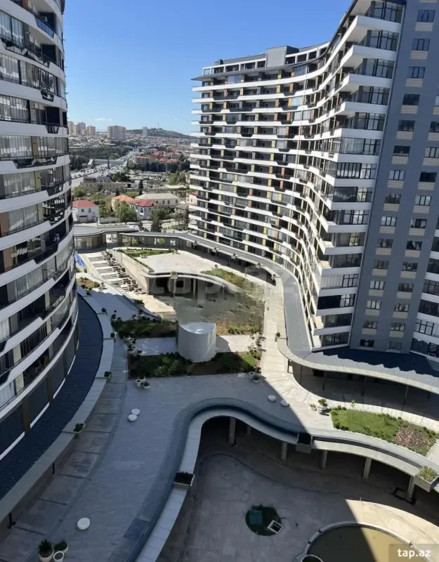 Satılır 2 otaqlı yeni tikili 75 m²