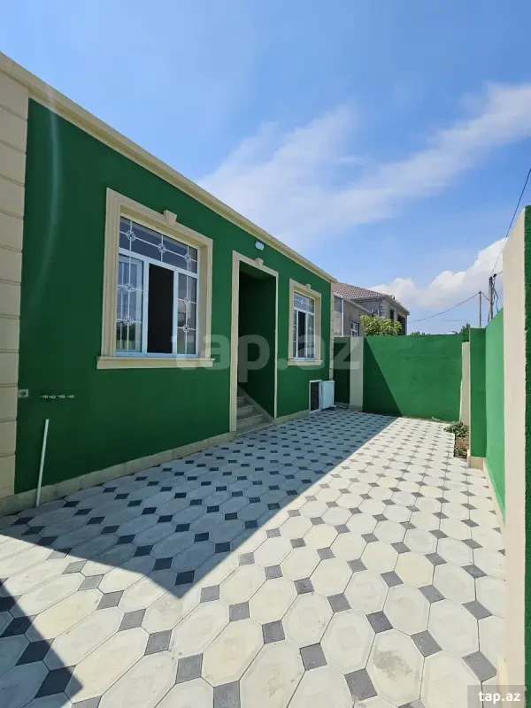 Satılır 4 otaqlı həyət evi 150 m²