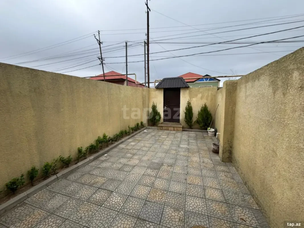 Satılır 2 otaqlı həyət evi 60 m²