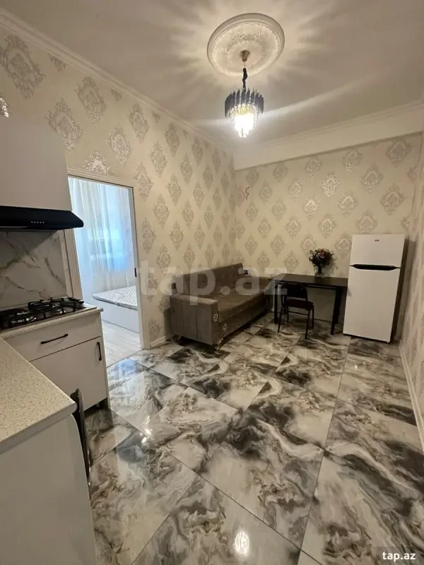 Kirayə verilir 2 otaqlı yeni tikili 50 m²