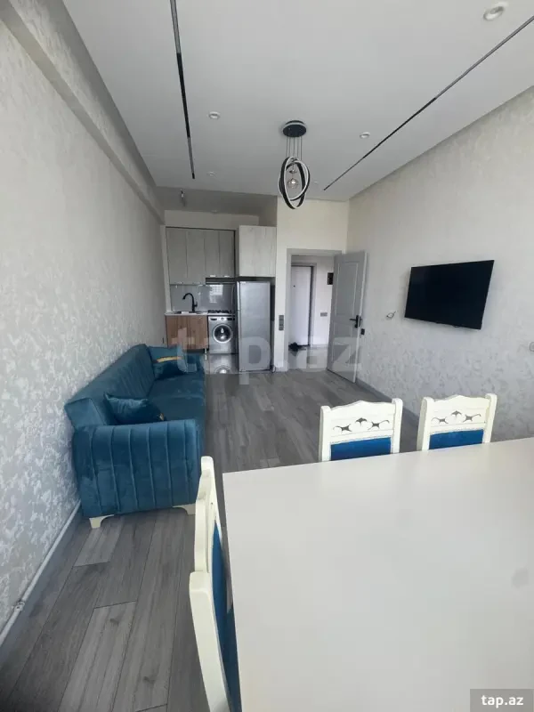 Kirayə verilir 2 otaqlı yeni tikili 50 m²
