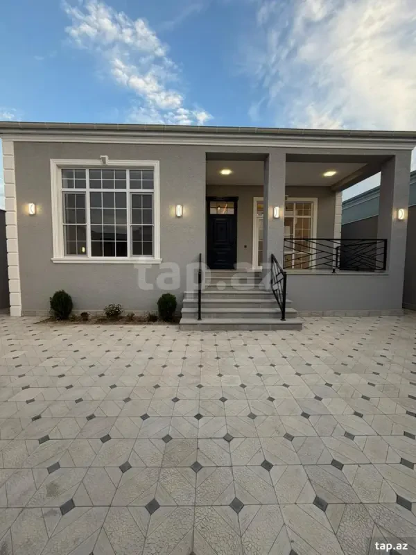 Satılır 4 otaqlı həyət evi 140 m²
