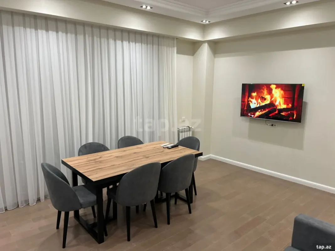 Kirayə verilir 2 otaqlı yeni tikili 72 m²